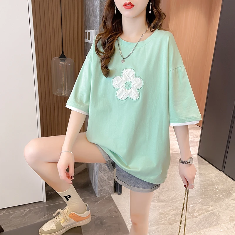 Mid-length Flowers Embroidered Fake Two-piece Short-sleeved T-shirt Women's 2022 New Large Size Graphic Tee Women Fashion Tops
Mid-length Flowers Embroidered Fake Two-piece Short-sleeved T-shirt Women's 2022 New Large Size Graphic Tee Women Fashion Tops