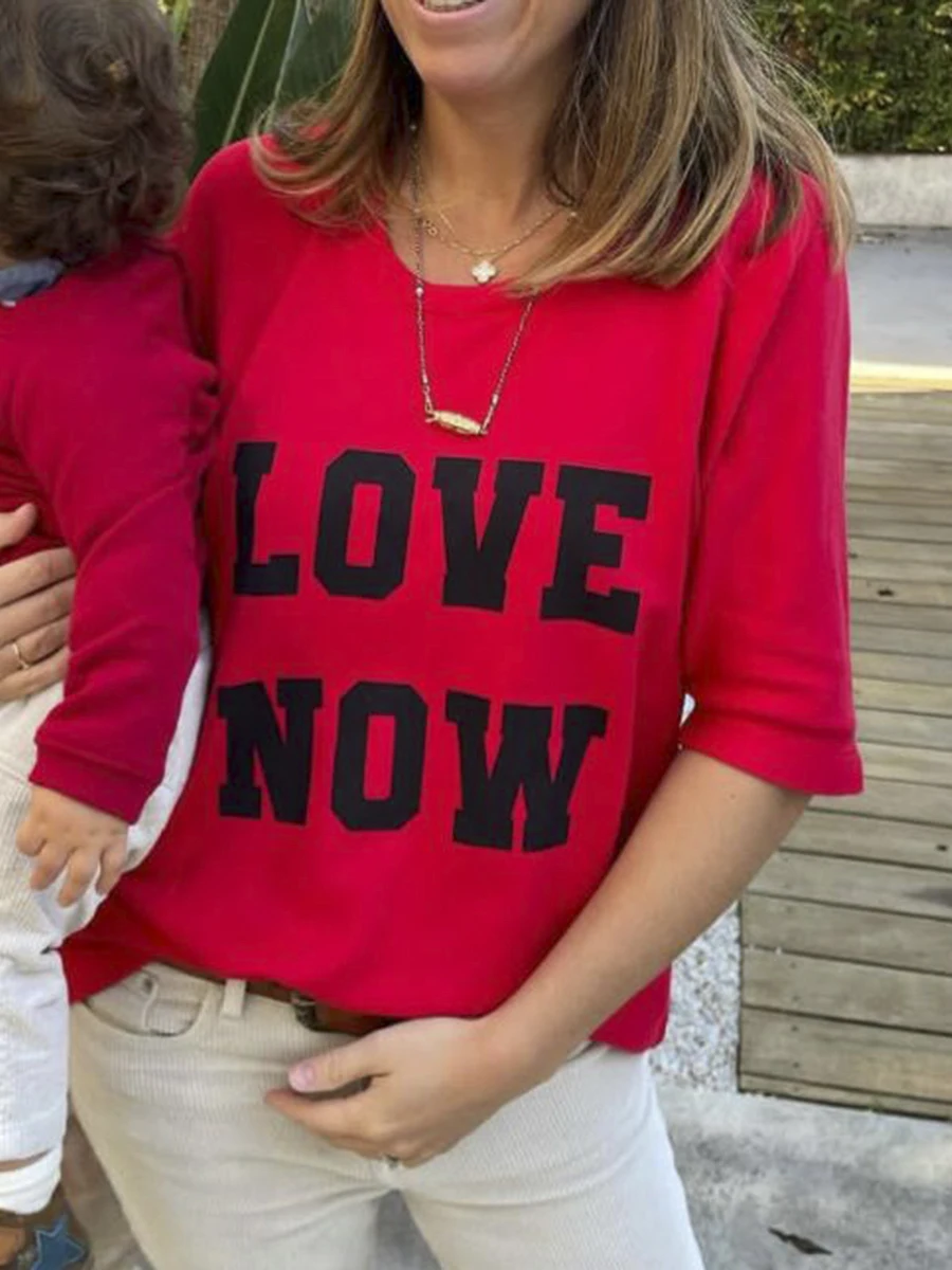 Love Letter Print T-shirt Women 2022 Summer Casual Cozy Round Neck Fashion Tee Shirt Femme Streetwear Rock n Roll Simple tops
Love Letter Print T-shirt Women 2022 Summer Casual Cozy Round Neck Fashion Tee Shirt Femme Streetwear Rock n Roll Simple tops