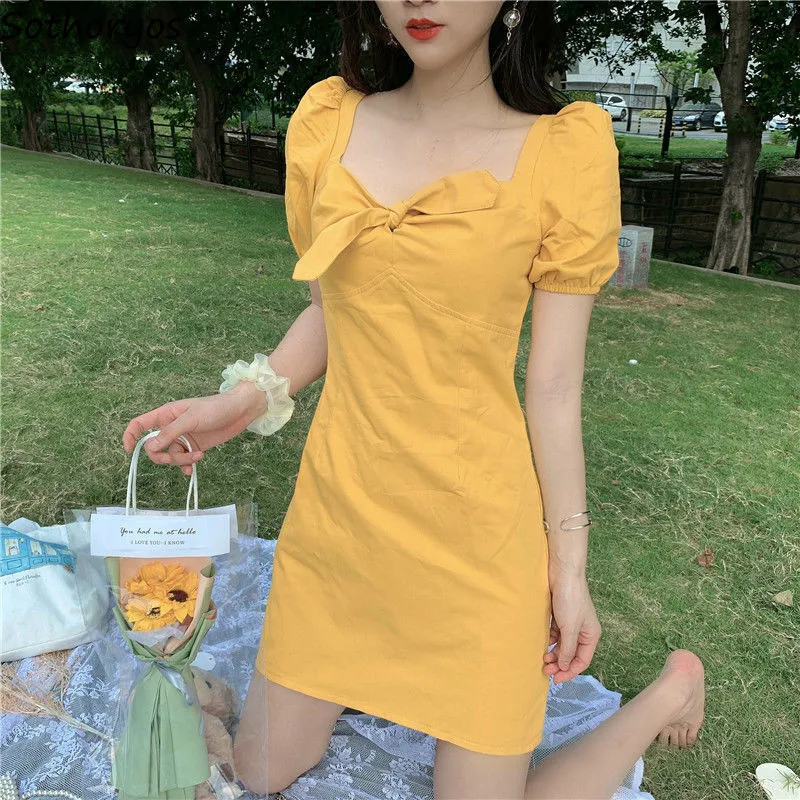 Sweet Bow Cottagecore Dress Summer Women Solid Colors Square Collar Puff Sleeve Cute Dress Yellow Blue Girl All-Match Streetwear
Sweet Bow Cottagecore Dress Summer Women Solid Colors Square Collar Puff Sleeve Cute Dress Yellow Blue Girl All-Match Streetwear