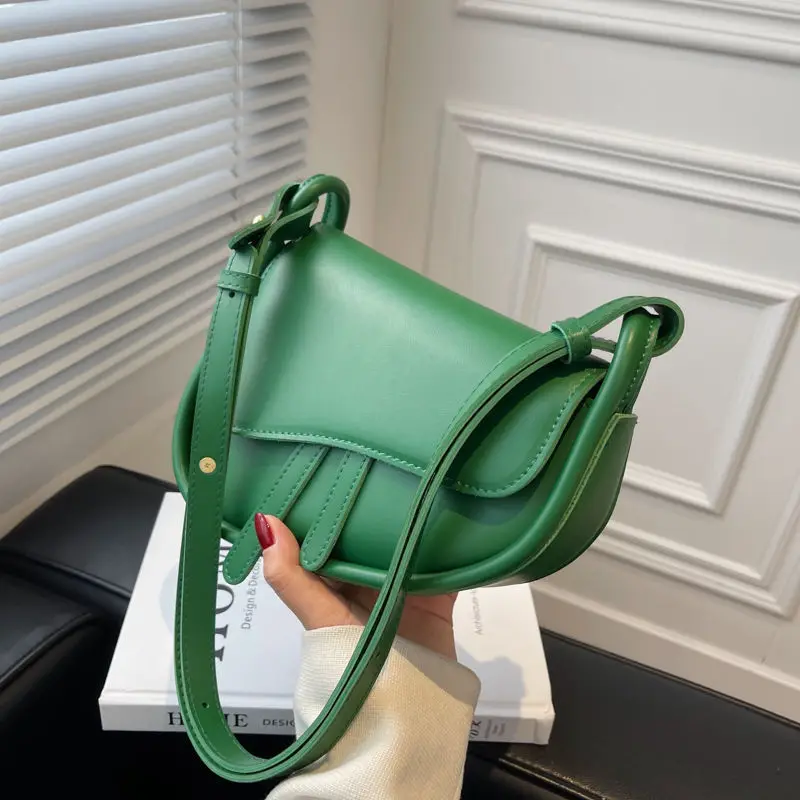 Online Red Fashion Korean Style Fashion Shoulder Bag Versatile High Quality Ins Messenger Bag 
Online Red Fashion Korean Style Fashion Shoulder Bag Versatile High Quality Ins Messenger Bag