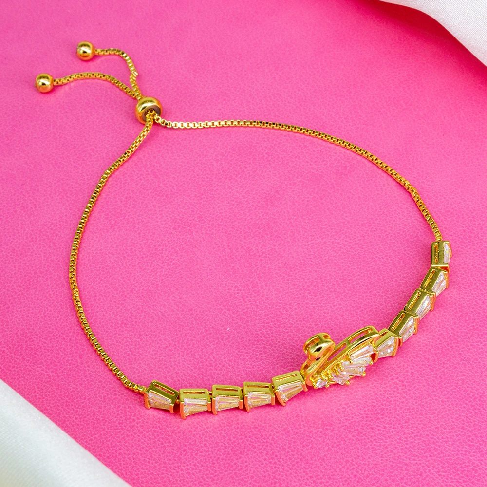 Fashion Sweet Bracelet Exquisite Gold-plated Swan Crystal Bracelet Accessories For Women Jewelry Valentine's Day Gift
Fashion Sweet Bracelet Exquisite Gold-plated Swan Crystal Bracelet Accessories For Women Jewelry Valentine's Day Gift