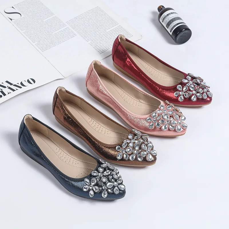 Korean Fashion Flower Rhinestone Casual Flat Shoes Women New Spring Summer Retro Shallow Pointed Soft Sole Shoes Sapato Zapatos
Korean Fashion Flower Rhinestone Casual Flat Shoes Women New Spring Summer Retro Shallow Pointed Soft Sole Shoes Sapato Zapatos