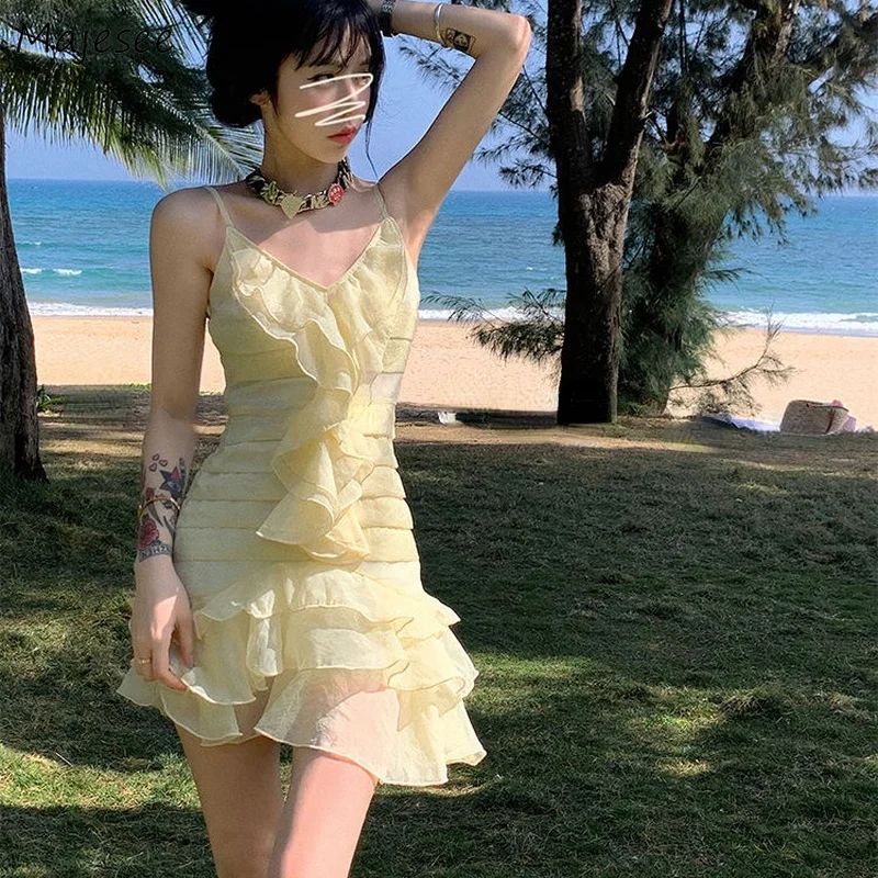 Sleeveless Dress Women Popular Trendy Folds New Design All-match Simple Young Ladies College Korean Style Summer Sexy Elegant
Sleeveless Dress Women Popular Trendy Folds New Design All-match Simple Young Ladies College Korean Style Summer Sexy Elegant