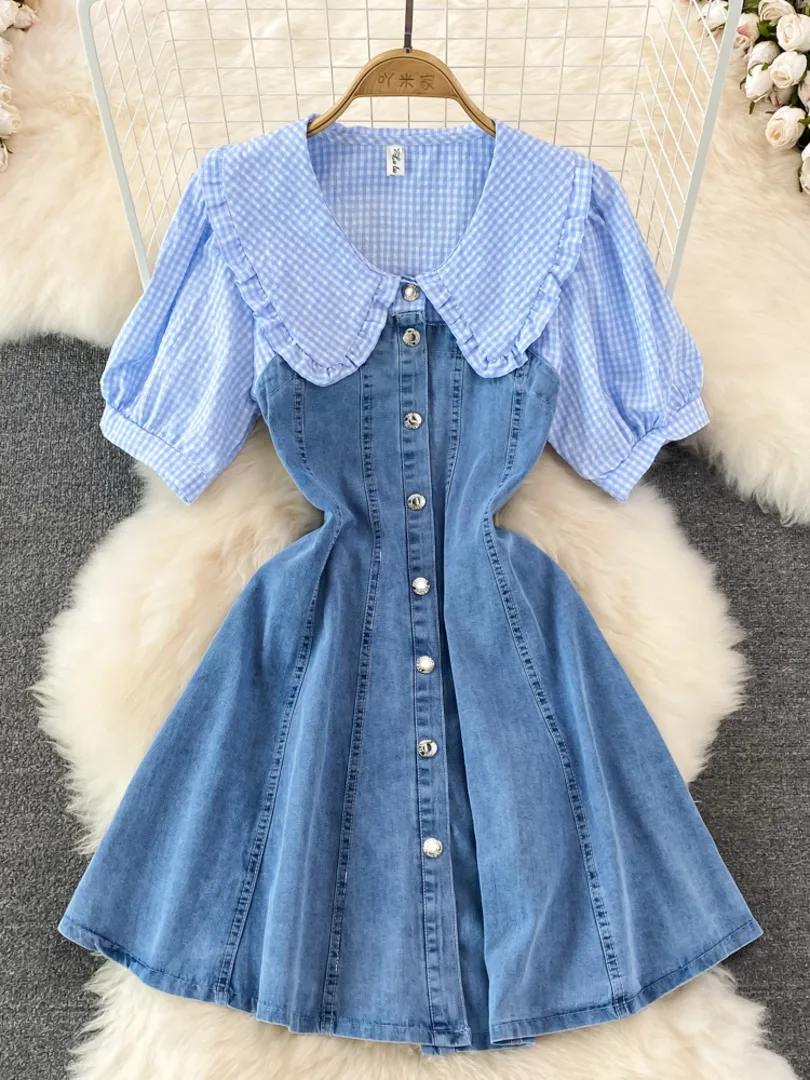 Korean Chic Plaid Patchwork Denim Dress Women 2022 Summer Sweet Peter Pan Collar Short Sleeve Buttons A-line Mini Jeans Dress
Korean Chic Plaid Patchwork Denim Dress Women 2022 Summer Sweet Peter Pan Collar Short Sleeve Buttons A-line Mini Jeans Dress