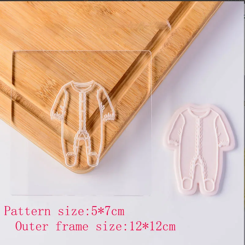 Baby Clothes B Birthday Full Moon Dessert Decoration Table Baking Cake Biscuits Sugar Pressure Model
Baby Clothes B Birthday Full Moon Dessert Decoration Table Baking Cake Biscuits Sugar Pressure Model