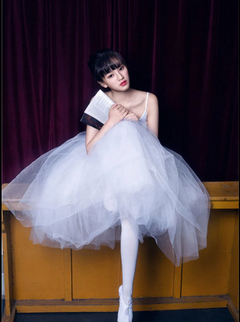 Professional Adult Ballet Costume Black/White Ballerina Dance Dress Women Ballet Dance Clothes Girls Ballet Dance Tutu skirt
Professional Adult Ballet Costume Black/White Ballerina Dance Dress Women Ballet Dance Clothes Girls Ballet Dance Tutu skirt