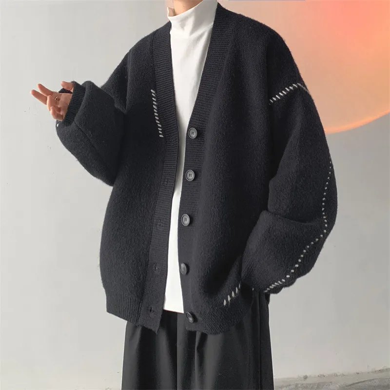 Retro Japanese V-neck Single-breasted Cardigan Sweater Autumn and Winter Thickening Ins Couples Harajuku Knitted Sweater
Retro Japanese V-neck Single-breasted Cardigan Sweater Autumn and Winter Thickening Ins Couples Harajuku Knitted Sweater