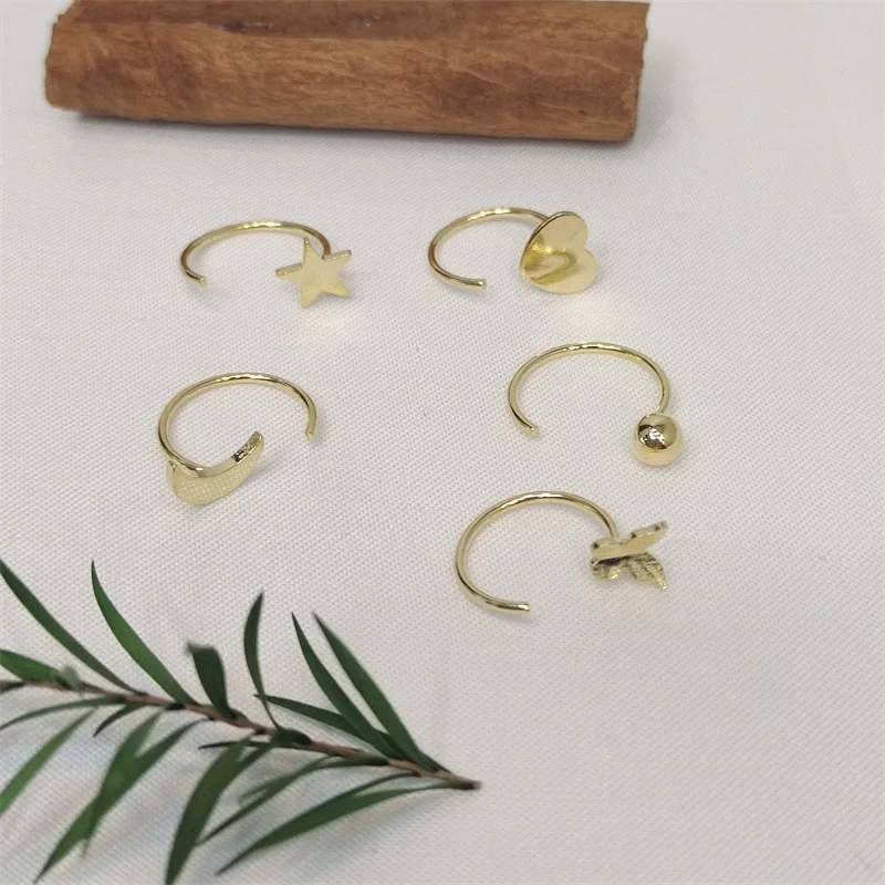 5-piece set of star and moon ear bone clips metal delicate ear accessories trendy women's ear clips
5-piece set of star and moon ear bone clips metal delicate ear accessories trendy women's ear clips
