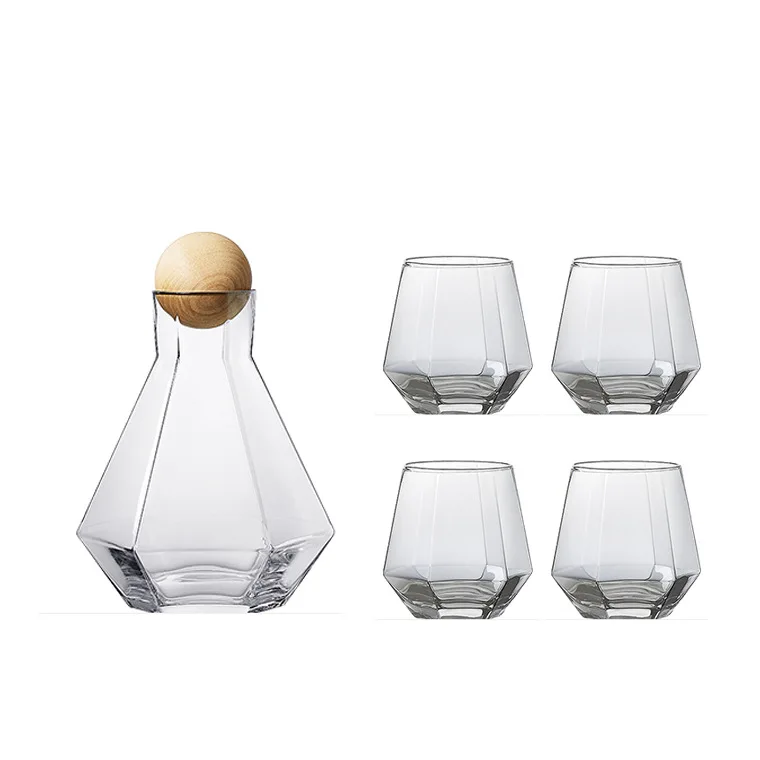 Nordic Crystal Glass Cold Kettle Cold Kettle Set Household Water Cup Gift Box 
Nordic Crystal Glass Cold Kettle Cold Kettle Set Household Water Cup Gift Box