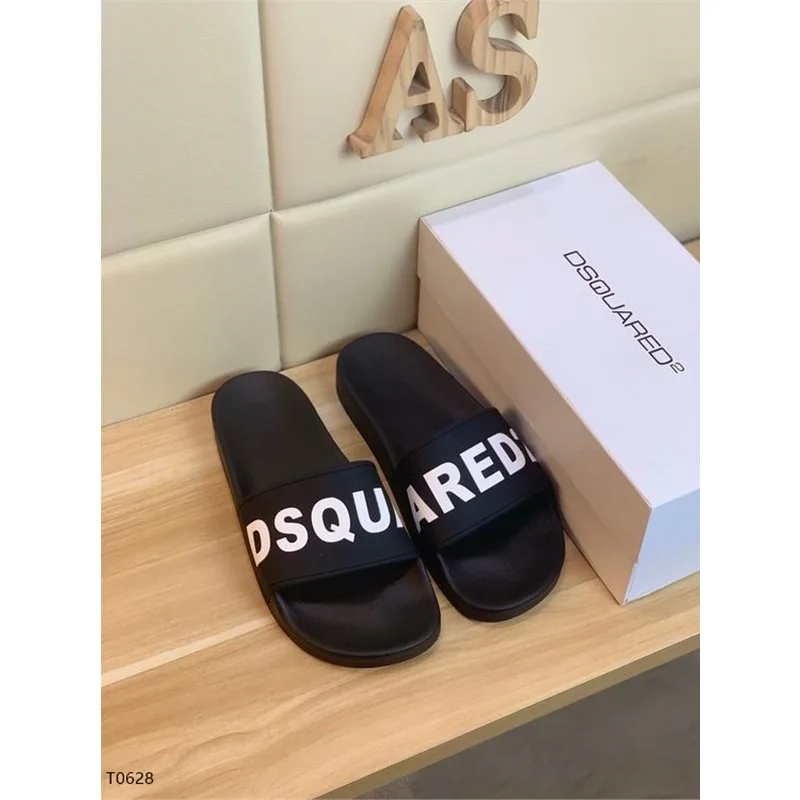 dsquared2 Men Slippers Summer EVA Sandals Mens Brand Beach Slides Unisex Fashion Slippers Men Casual Shoes Flip Flops Home Shoes 
dsquared2 Men Slippers Summer EVA Sandals Mens Brand Beach Slides Unisex Fashion Slippers Men Casual Shoes Flip Flops Home Shoes