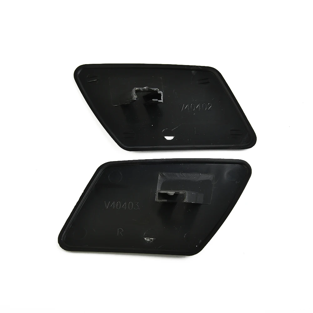 1Pair Black Left Right Front Bumper Headlight Washer Covers Caps 39917978 For VOLVO S40 V50 05-07 Exterior Parts
1Pair Black Left Right Front Bumper Headlight Washer Covers Caps 39917978 For VOLVO S40 V50 05-07 Exterior Parts