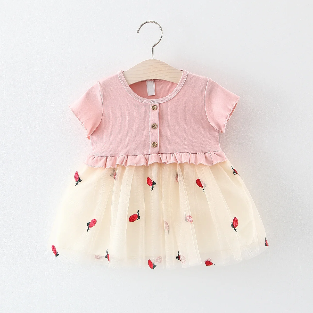 2021 summer new fashion baby girls' short sleeve stitched yarn skirt baby girls' pineapple embroidered skirt
2021 summer new fashion baby girls' short sleeve stitched yarn skirt baby girls' pineapple embroidered skirt