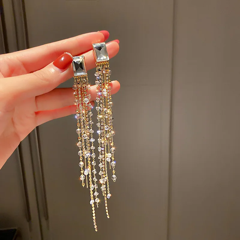 Geometric Square Crystal Rhinestone Earrings for Women Bijoux Long Tassel White Beads Dangle Earrings Statement Jewelry
Geometric Square Crystal Rhinestone Earrings for Women Bijoux Long Tassel White Beads Dangle Earrings Statement Jewelry