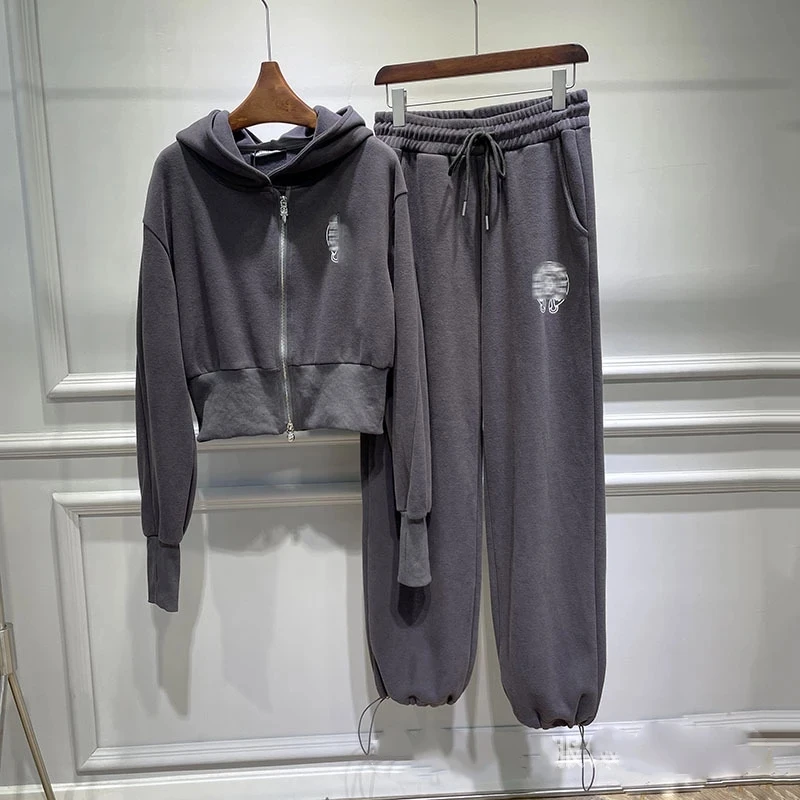 2022 High Version Luxury Design Chrome Zipper Jacket Sanskrit Print Hoodie High Street Sweatpants Casual Heart Suit Men/Women
2022 High Version Luxury Design Chrome Zipper Jacket Sanskrit Print Hoodie High Street Sweatpants Casual Heart Suit Men/Women