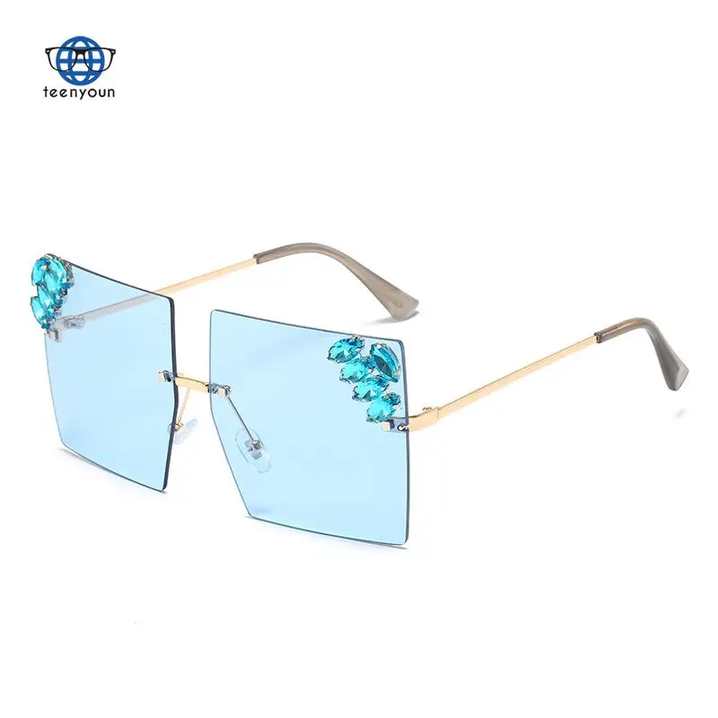 Teenyoun 2022 New Rimless Sunglasses Fashion Large Square Diamond Rimmed Glasses Punk UV400 Ins Sun Glasses Women
Teenyoun 2022 New Rimless Sunglasses Fashion Large Square Diamond Rimmed Glasses Punk UV400 Ins Sun Glasses Women