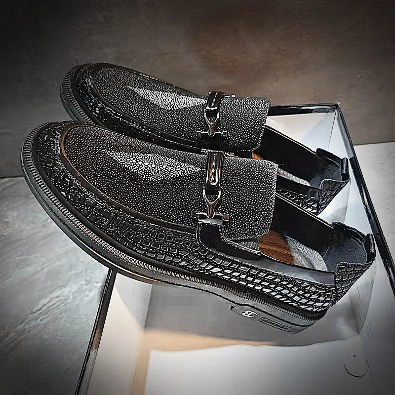 New 2022 Genuine Leather Casual Shoes For Men Flat Platform Walking Shoes Outdoor Footwear Loafers Breathable Sneakers
New 2022 Genuine Leather Casual Shoes For Men Flat Platform Walking Shoes Outdoor Footwear Loafers Breathable Sneakers