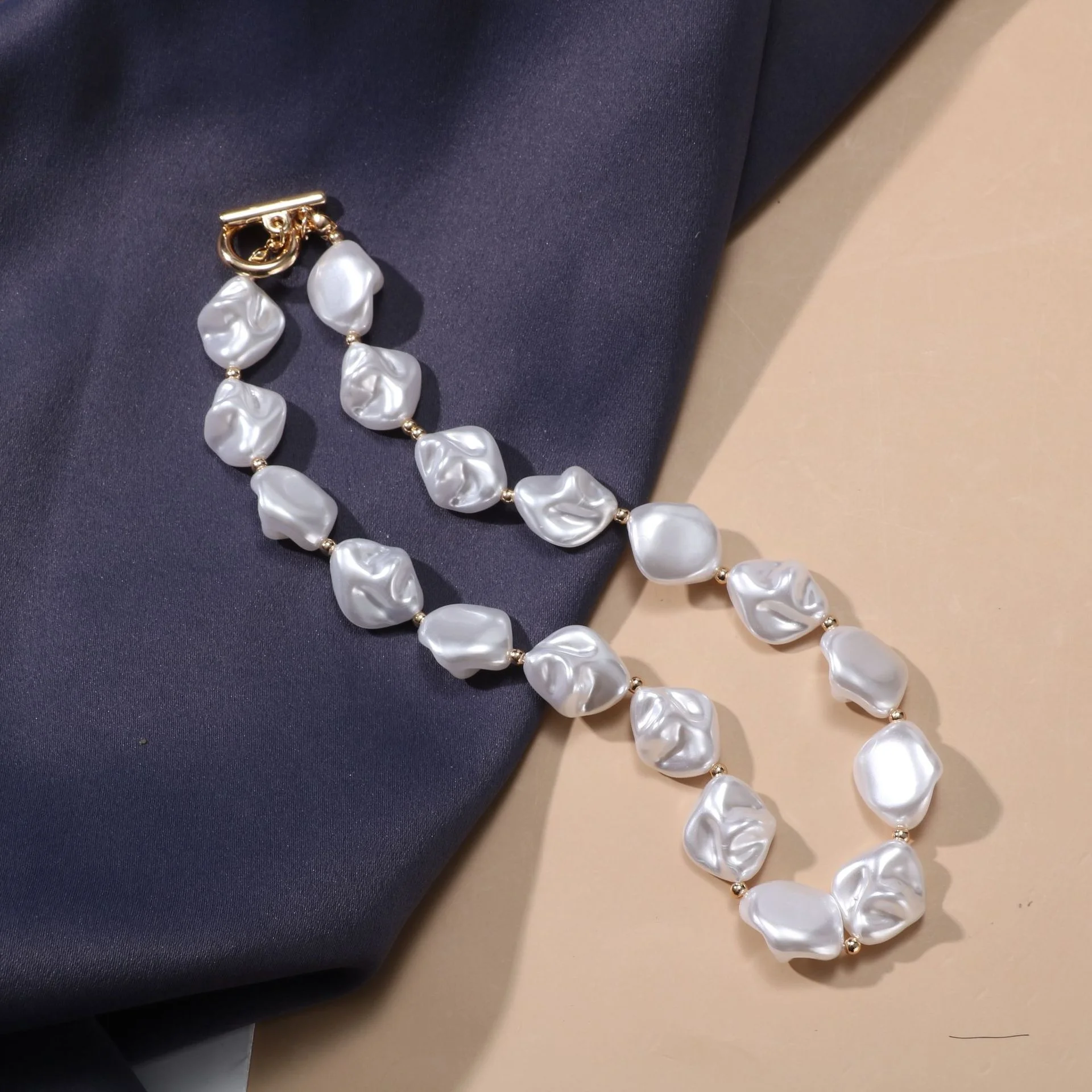 2023 New Irregular Baroque Pearl Necklace Shapes Women's Advanced Design Sense A Small Crowd Neckchain and Clavicle
2023 New Irregular Baroque Pearl Necklace Shapes Women's Advanced Design Sense A Small Crowd Neckchain and Clavicle