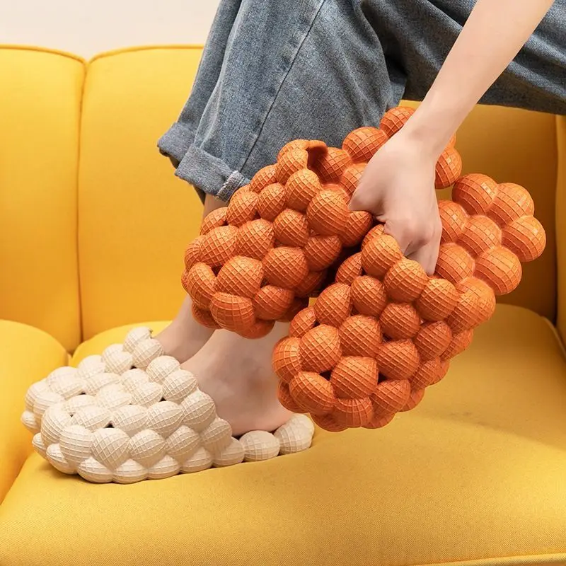 Summer 2022 indoor and outdoor personality bubble fashion net red home massage bottom big size slippers men's and women's shoes
Summer 2022 indoor and outdoor personality bubble fashion net red home massage bottom big size slippers men's and women's shoes