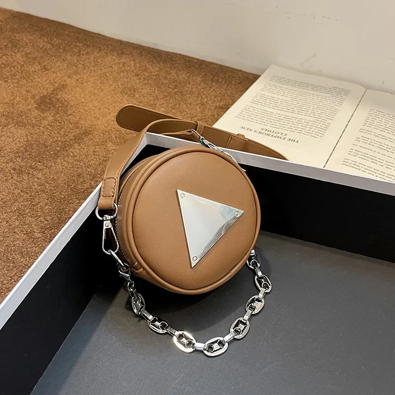Early autumn 2023 new niche design chain bag handbag cute mini round bag lady shoulder crossbody bag small round bag
Early autumn 2023 new niche design chain bag handbag cute mini round bag lady shoulder crossbody bag small round bag