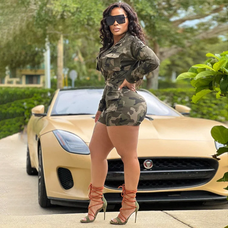 Пикантный облегающий костюм Zabrina с карманами, на молнии, с длинным рукавом, осенняя уличная одежда с V-образным вырезом, камуфляжный отложной воротник для вечеринки 
Пикантный облегающий костюм Zabrina с карманами, на молнии, с длинным рукавом, осенняя уличная одежда с V-образным вырезом, камуфляжный отложной воротник для вечеринки