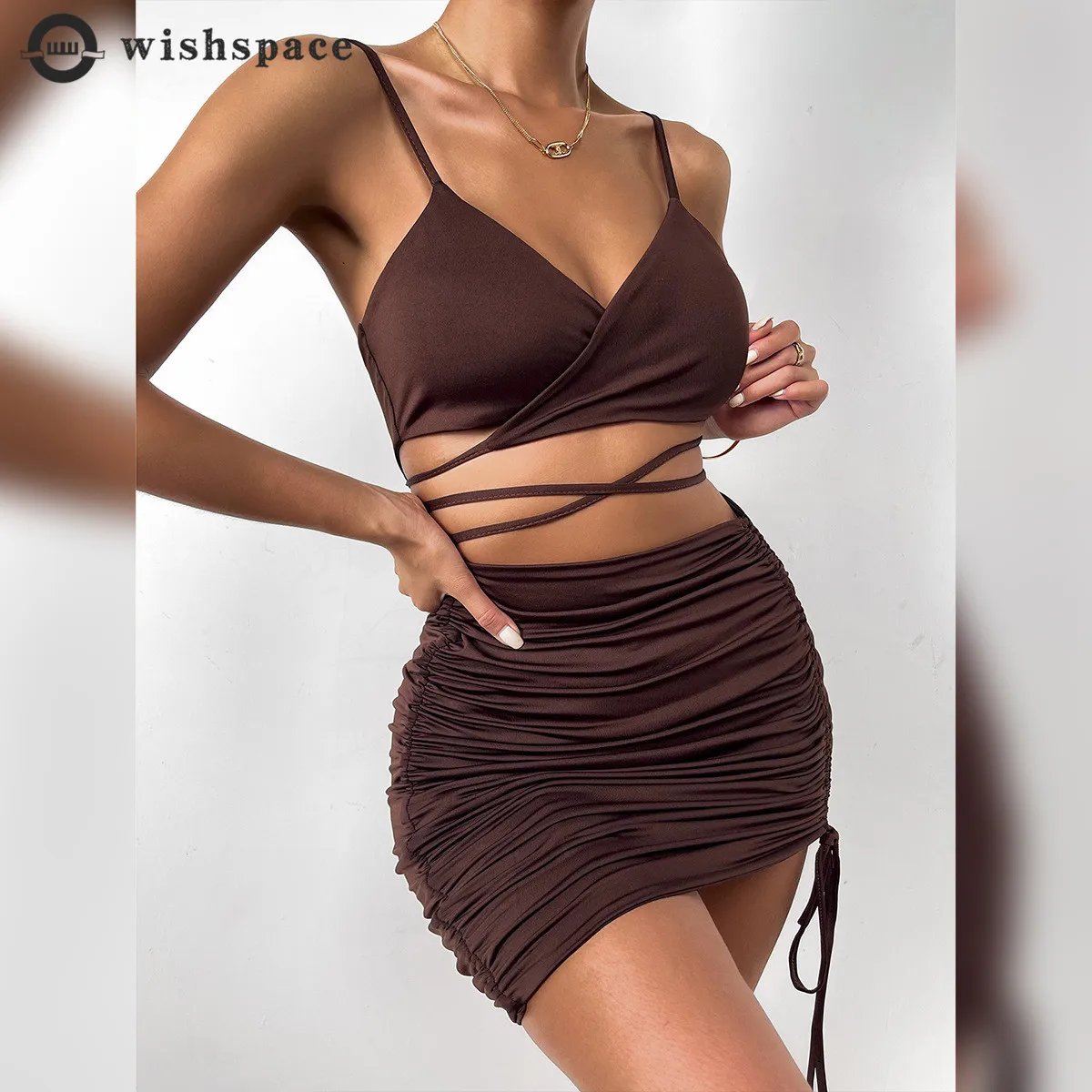 Night Wind Fold Dress Fashionable Woman Sling Bags Buttock Mini Party Dress European and American Popular Sexy Dresses Length
Night Wind Fold Dress Fashionable Woman Sling Bags Buttock Mini Party Dress European and American Popular Sexy Dresses Length
