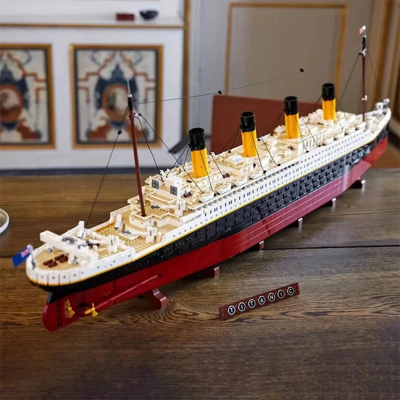 Hot Film Titanic Large Cruise Ship Compatible 10294 DIY LED Model Building Blocks Children's Toys Holiday Gifts
Hot Film Titanic Large Cruise Ship Compatible 10294 DIY LED Model Building Blocks Children's Toys Holiday Gifts