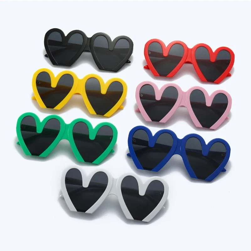 Free Shipping Dropshipping Love Heart Fashion Sunglasses New Cool Design Special Brand Personalized Gafas De Sol Metal Hinge
Free Shipping Dropshipping Love Heart Fashion Sunglasses New Cool Design Special Brand Personalized Gafas De Sol Metal Hinge