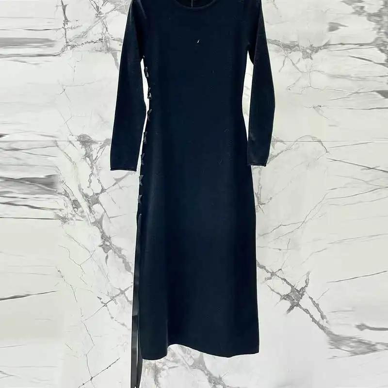 Женское платье-макси из 100% шерсти, с круглым вырезом и длинным рукавом
Женское платье-макси из 100% шерсти, с круглым вырезом и длинным рукавом