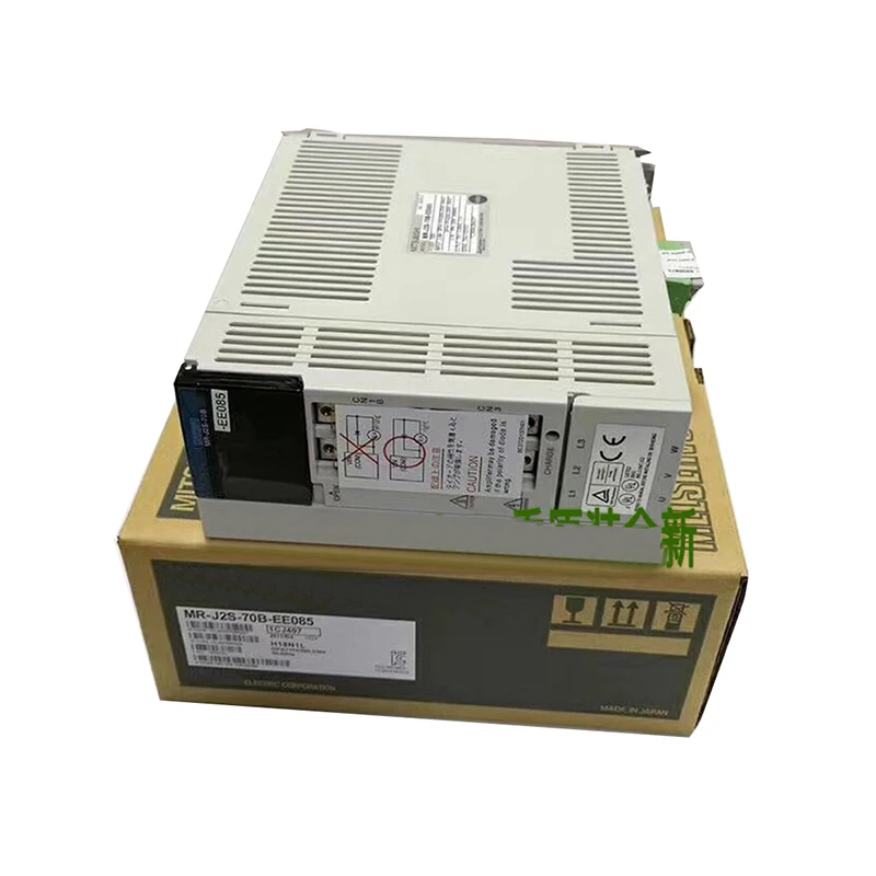 New original packaging 1 year warranty MR-J2S-70B-EE085 {No.24arehouse spot} Immediately sent
New original packaging 1 year warranty MR-J2S-70B-EE085 {No.24arehouse spot} Immediately sent