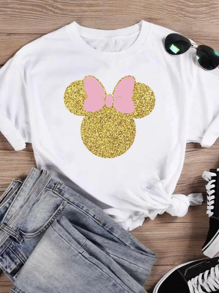 Женская футболка с коротким рукавом, принтом Микки Мауса и бантом
Женская футболка с коротким рукавом, принтом Микки Мауса и бантом