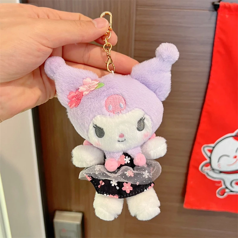 Kawaii Sanrio кукла плюшевые игрушки Аксессуары Kuromi Милая красота Подвеска сумка орнамент девочка сердце плюшевые аниме подарок на день рождения
Kawaii Sanrio кукла плюшевые игрушки Аксессуары Kuromi Милая красота Подвеска сумка орнамент девочка сердце плюшевые аниме подарок на день рождения