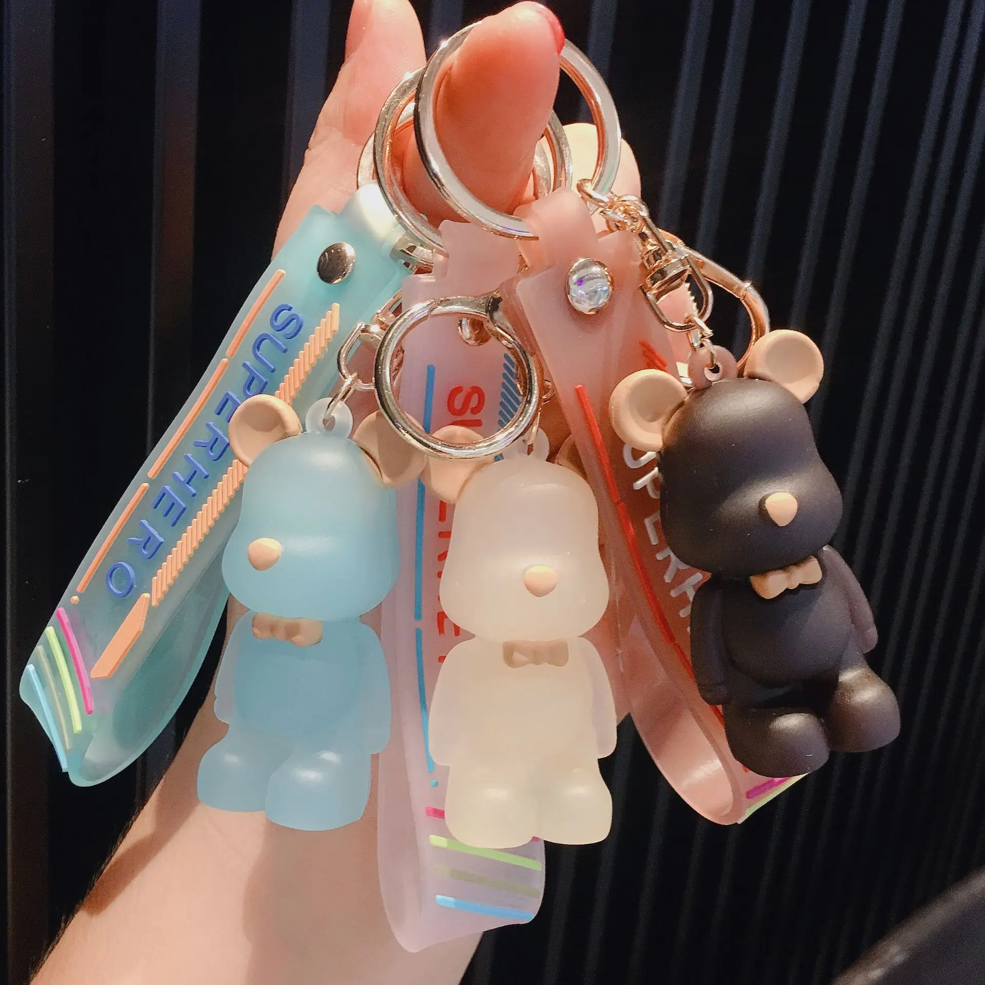 Creative PVC Crystal Violent Bear Keychain Trend Upscale Tie Small Bears Animal Keychains Cute Car Bag Couple Keyring Pendant
Creative PVC Crystal Violent Bear Keychain Trend Upscale Tie Small Bears Animal Keychains Cute Car Bag Couple Keyring Pendant