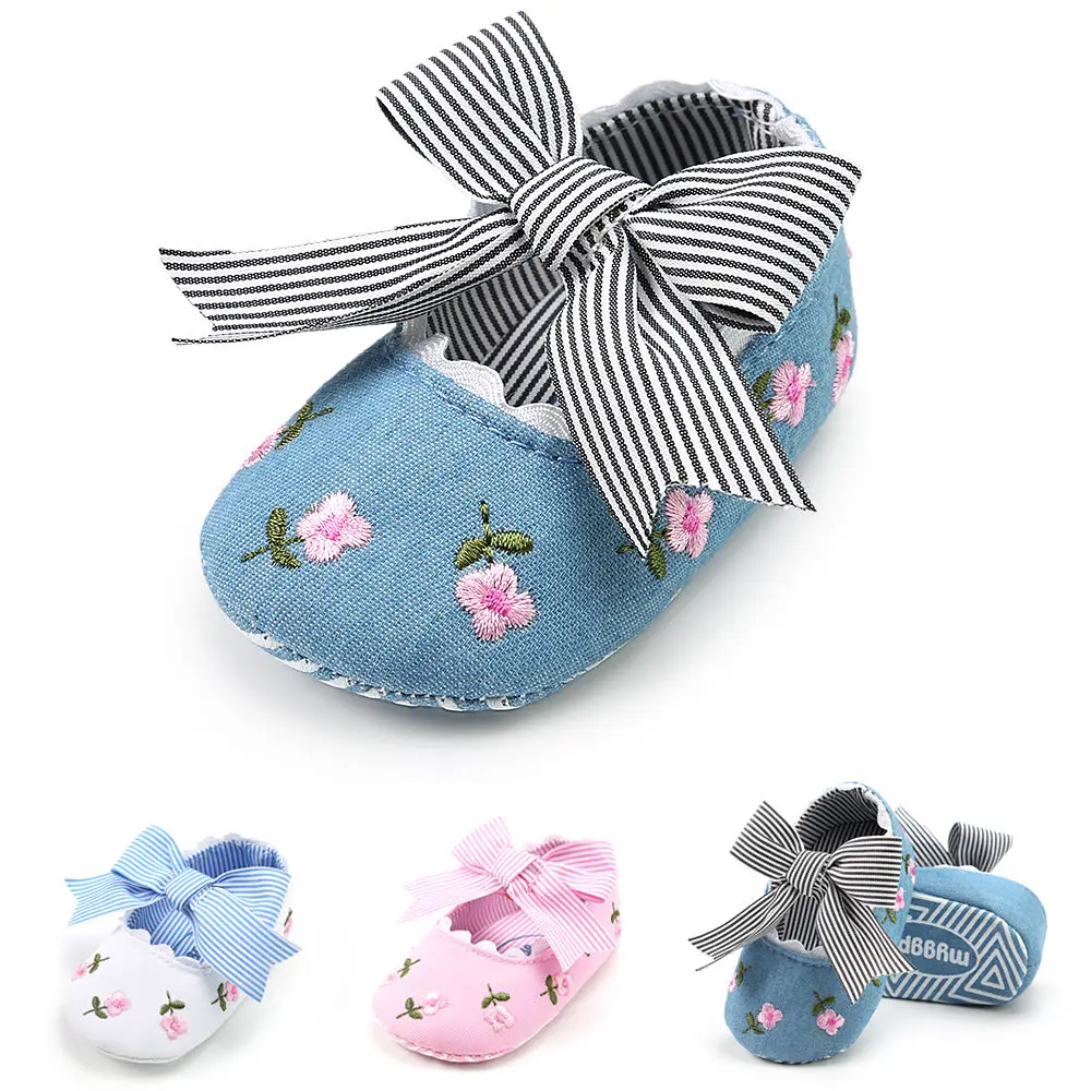 Spring New Style Embroidered Princess Shoes for Toddler Baby Girls Big Bow Soft Sole Newborn Baby Moccasins Shoes
Spring New Style Embroidered Princess Shoes for Toddler Baby Girls Big Bow Soft Sole Newborn Baby Moccasins Shoes