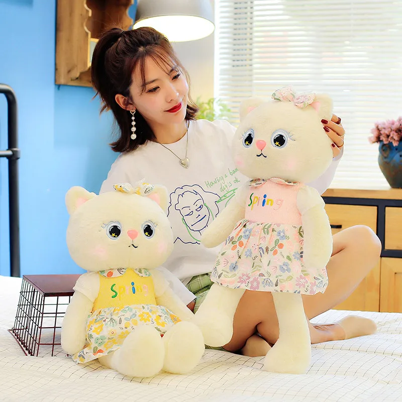 2022 New cat doll rag doll plush toy doll cute long-haired pastoral princess cat children sleep pillow 
2022 New cat doll rag doll plush toy doll cute long-haired pastoral princess cat children sleep pillow