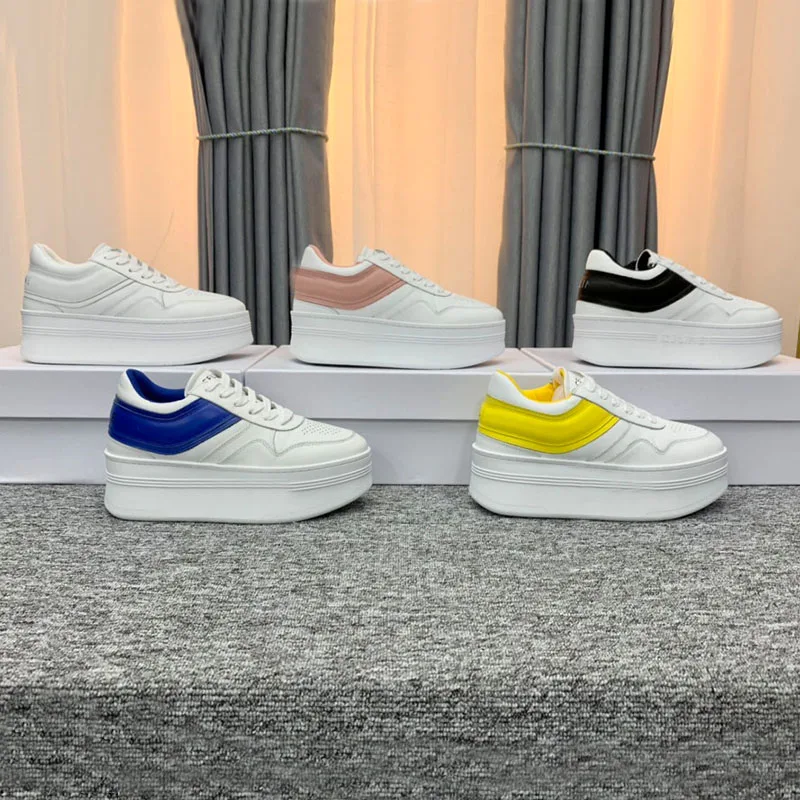 Женские дизайнерские классические кожаные туфли на толстой подошве для отдыха на открытом воздухе с плоской подошвой
Женские дизайнерские классические кожаные туфли на толстой подошве для отдыха на открытом воздухе с плоской подошвой