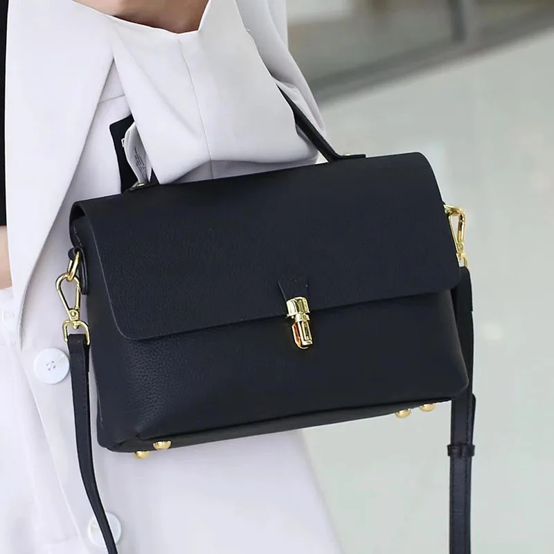 Leather Women's Bag New High-end Single Shoulder Bag Crossbody Handbag Large Capacity Simple Luxury Fashion Retro Design Sense
Leather Women's Bag New High-end Single Shoulder Bag Crossbody Handbag Large Capacity Simple Luxury Fashion Retro Design Sense