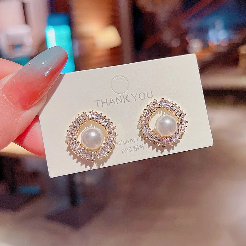 Wholesale Sterling Silvers Pin Zircon Pearl Stud Earrings Women's Earrings Drop Shipping Gift
Wholesale Sterling Silvers Pin Zircon Pearl Stud Earrings Women's Earrings Drop Shipping Gift