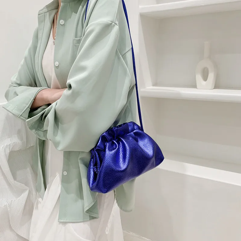 

2023NEW Luxurious Cloud Bag For Women Leather Hobos Retro Cloud Crossbody Bag Small Phone Bag Design Clutch Clip Bag Female