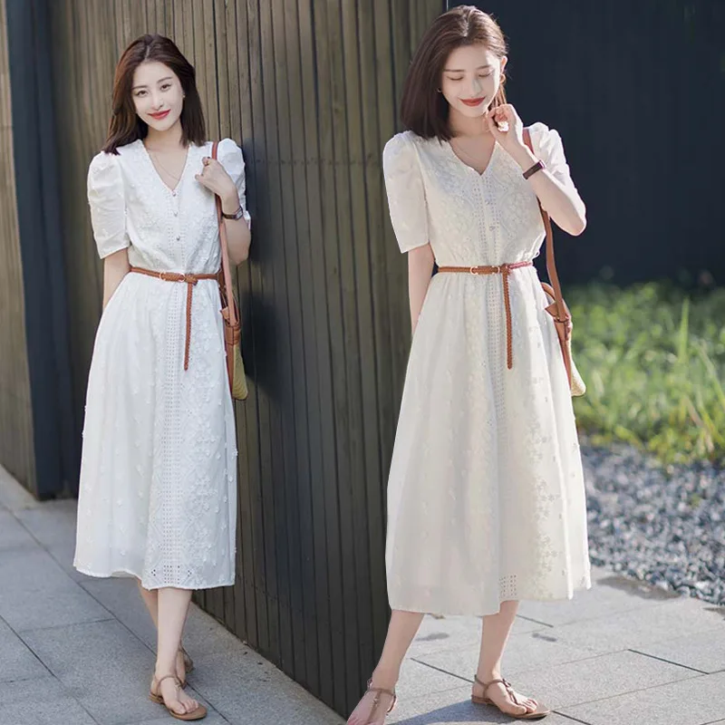 Summer dress 2022 new elegant fairy skirt V-neck temperament French white lace waist mid-length dress dress for women
Summer dress 2022 new elegant fairy skirt V-neck temperament French white lace waist mid-length dress dress for women