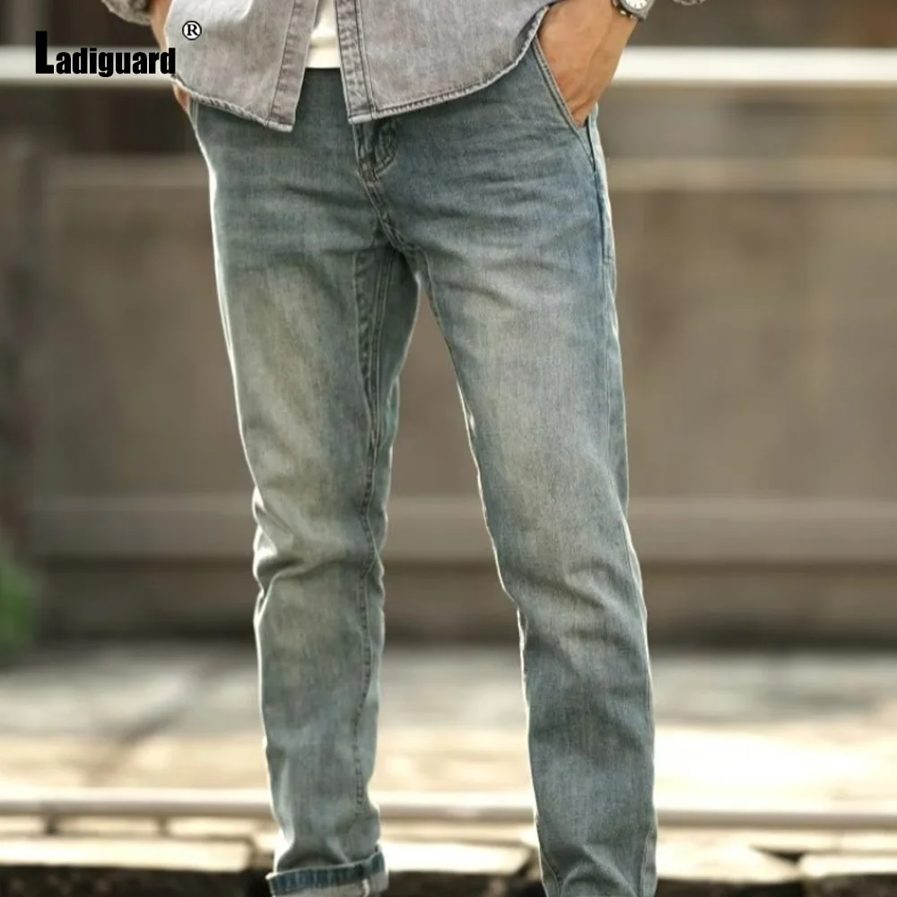Ladiguard 2023 American Fashion Pencil Jeans Demin Pants Vintage Splice Pocket Trouser Men's Cowboy Jean Pantalon Men Demin Wear
Ladiguard 2023 American Fashion Pencil Jeans Demin Pants Vintage Splice Pocket Trouser Men's Cowboy Jean Pantalon Men Demin Wear