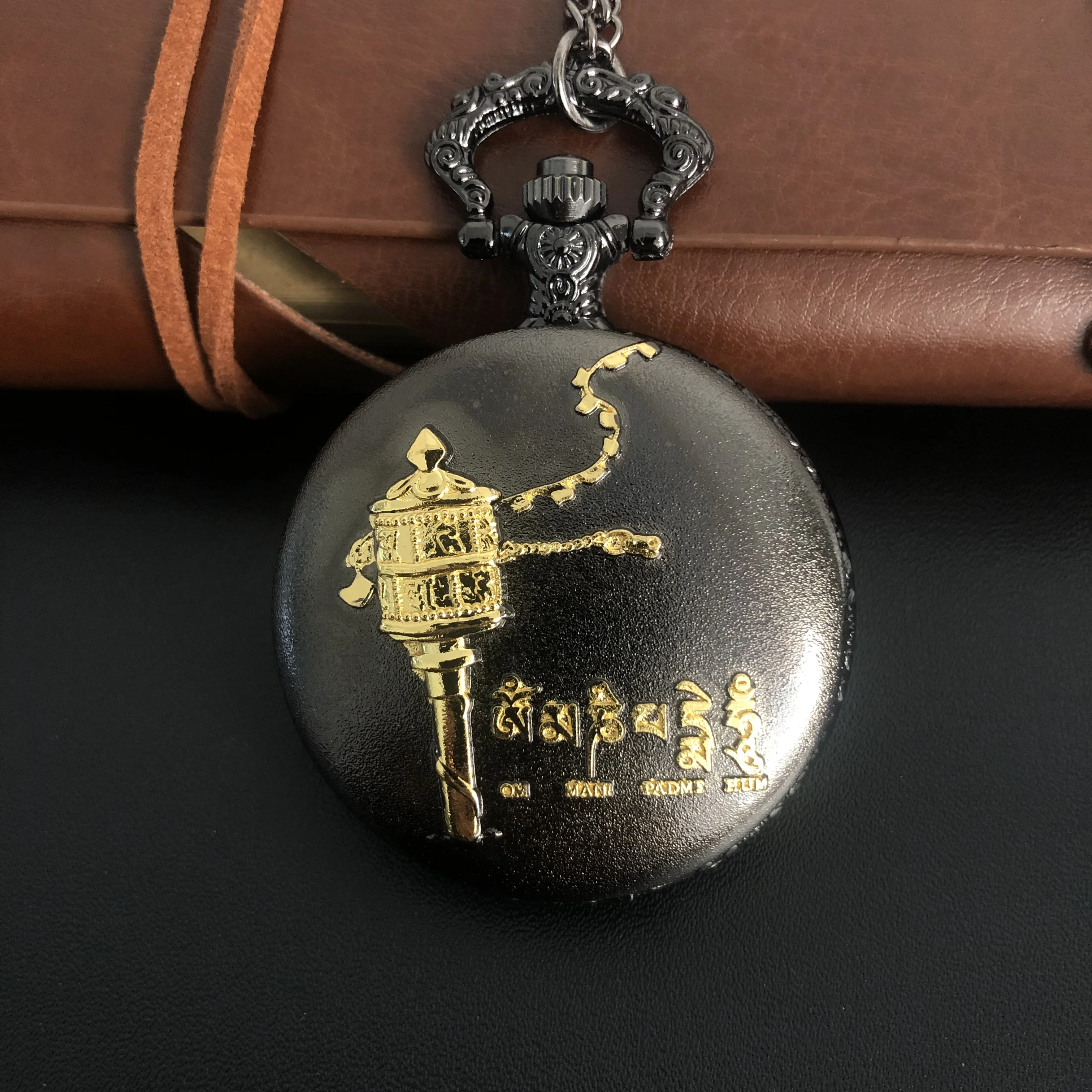 Black And Gold Tibet Theme Quartz Pocket Watch Necklace Pendant Gifts For Women Or Man with Fob Chain
Black And Gold Tibet Theme Quartz Pocket Watch Necklace Pendant Gifts For Women Or Man with Fob Chain