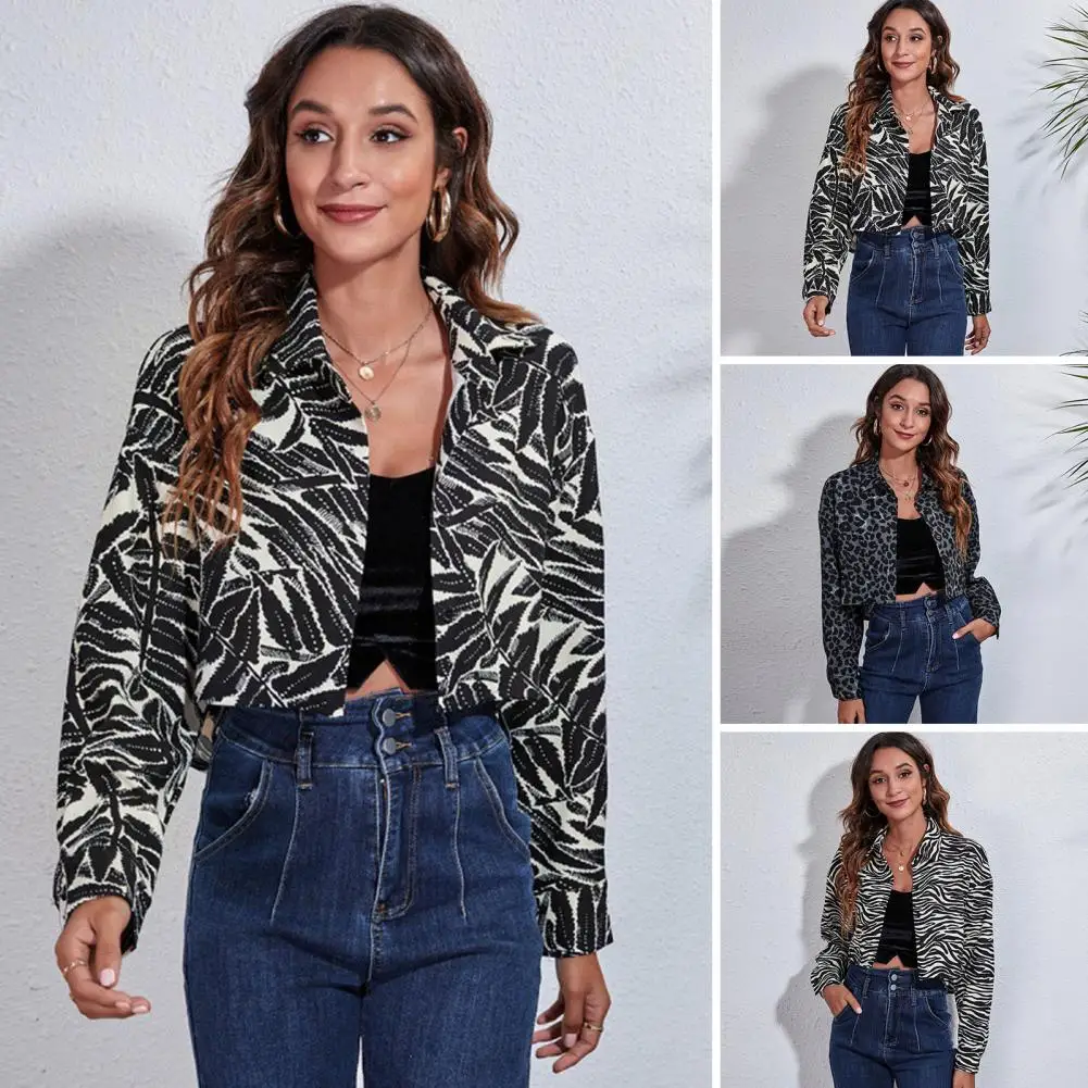 Single-breasted Button Coat Chic Plaid Print Cropped Jackets for Women Stylish Single Breasted Outwear with Loose Fit for Spring
Single-breasted Button Coat Chic Plaid Print Cropped Jackets for Women Stylish Single Breasted Outwear with Loose Fit for Spring