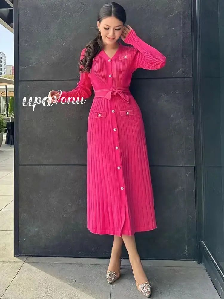 Elegant Women's Solid Knitted Sweater Dress 2022 Winter Dress V Neck Long Sleeve Belt Lace up Single breasted A-line Midi Dress
Elegant Women's Solid Knitted Sweater Dress 2022 Winter Dress V Neck Long Sleeve Belt Lace up Single breasted A-line Midi Dress