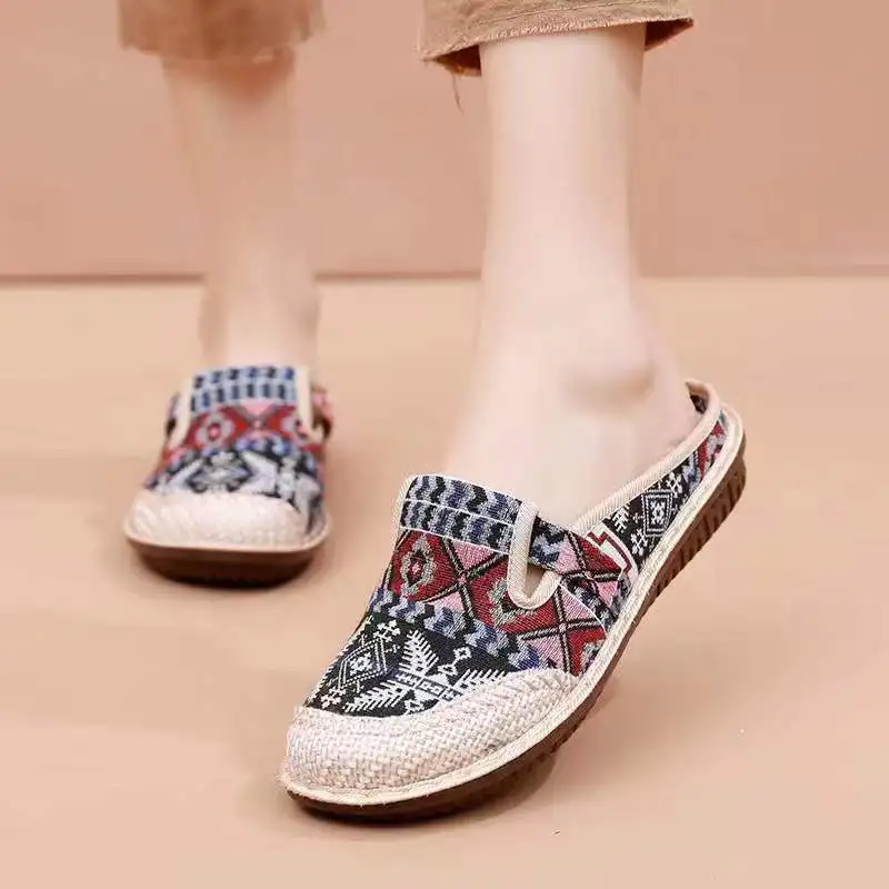 

Women Ethnic Embroidery Summer Slipper Linen Wedge Cloth Flat Shoes Soft Sole Walking Elderly Sandal Ladies Slip-on Muller 2023