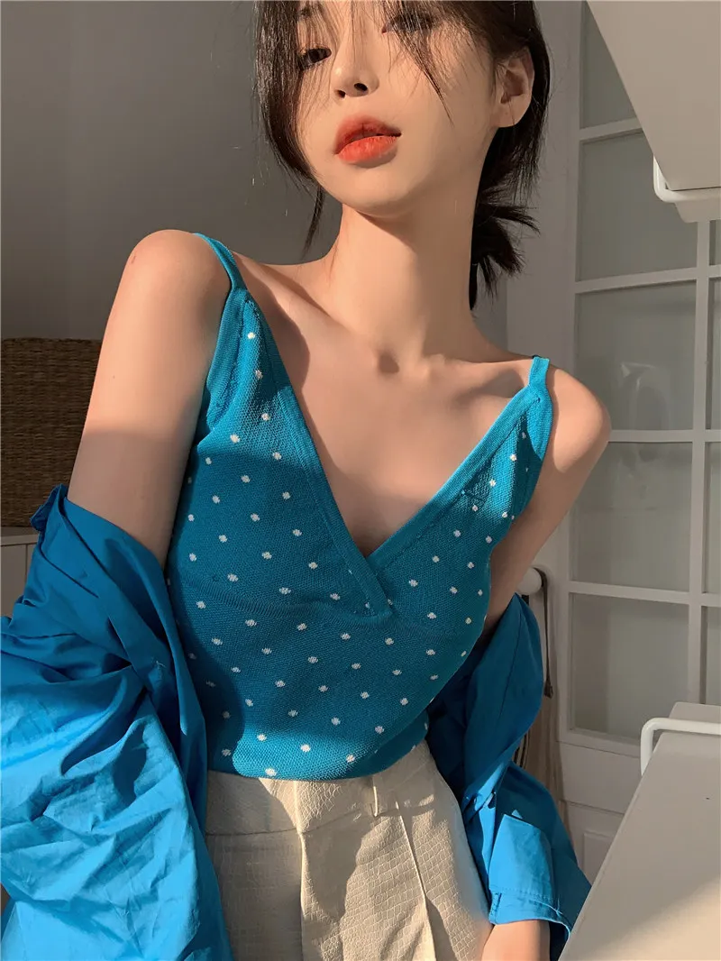 Dot Singlet Summer Short Tops with Cardigan Long Sleeves Fashion Lady Two Pieces Set
Dot Singlet Summer Short Tops with Cardigan Long Sleeves Fashion Lady Two Pieces Set