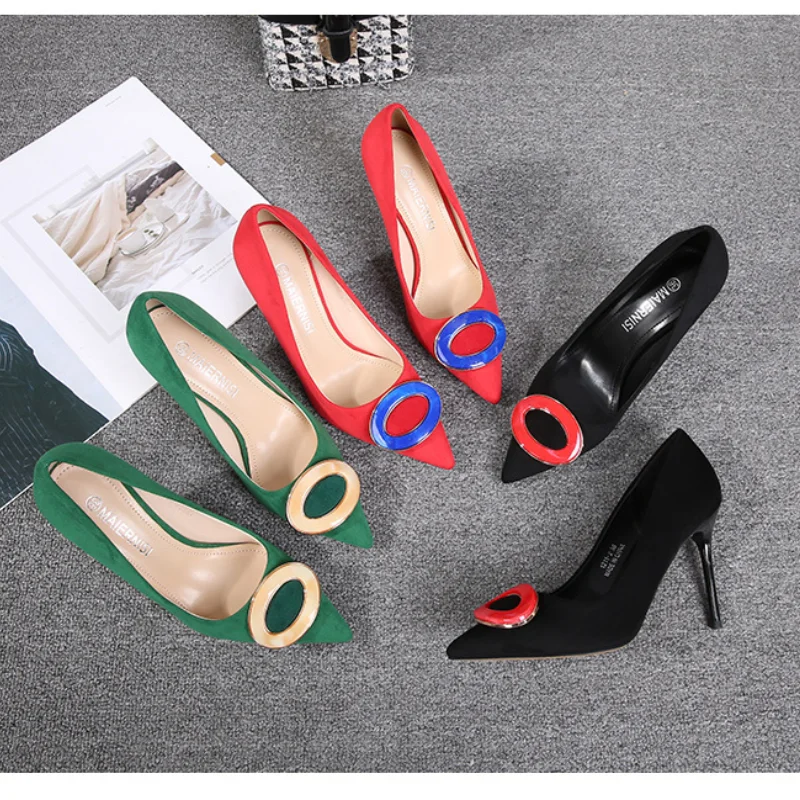 European and American style suede fashion pointed 9.5cm super high heel stiletto single shoes women's solid color high heels
European and American style suede fashion pointed 9.5cm super high heel stiletto single shoes women's solid color high heels