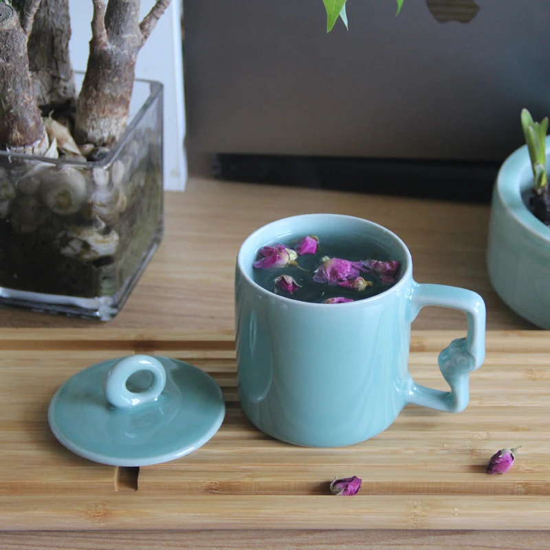 Chinese Style Creative Celadon Ceramic Tea Cup With Lid Coffee Mug Home Office Heat Resistant Tea Milk Mugs Drinkware Cup
Chinese Style Creative Celadon Ceramic Tea Cup With Lid Coffee Mug Home Office Heat Resistant Tea Milk Mugs Drinkware Cup
