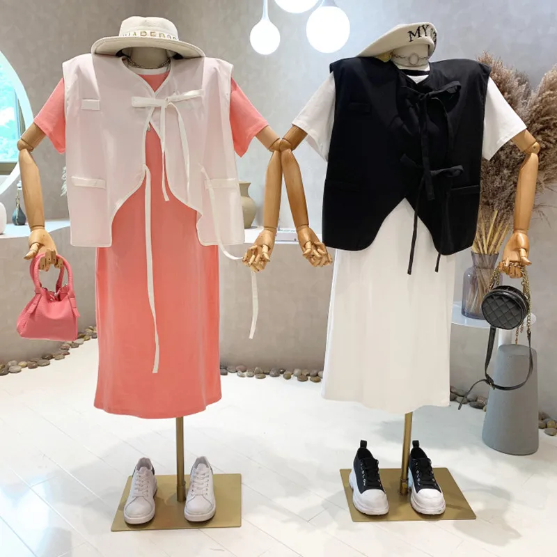 Niche Design New Women 2022 Summer Tassel Ribbon Vest Top Loose Casual Short Sleeve Long T-shirt Dress Version Slim 2 Piece Set
Niche Design New Women 2022 Summer Tassel Ribbon Vest Top Loose Casual Short Sleeve Long T-shirt Dress Version Slim 2 Piece Set