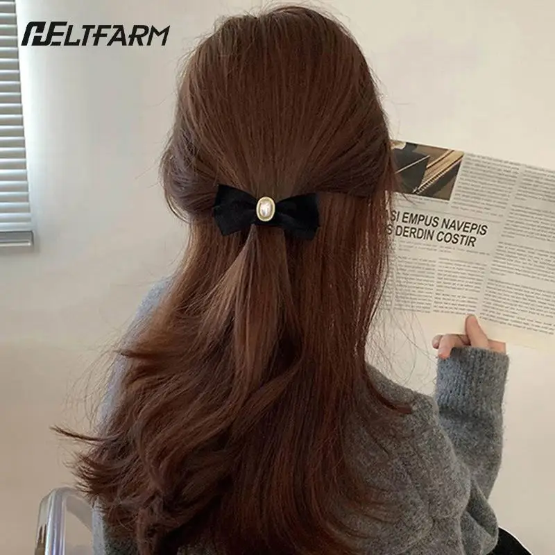 Pearl Super Elastic Velvet Simple Temperament Black Head Rope Bow Hair Tie Rubber Band To Tie The Hair
Pearl Super Elastic Velvet Simple Temperament Black Head Rope Bow Hair Tie Rubber Band To Tie The Hair