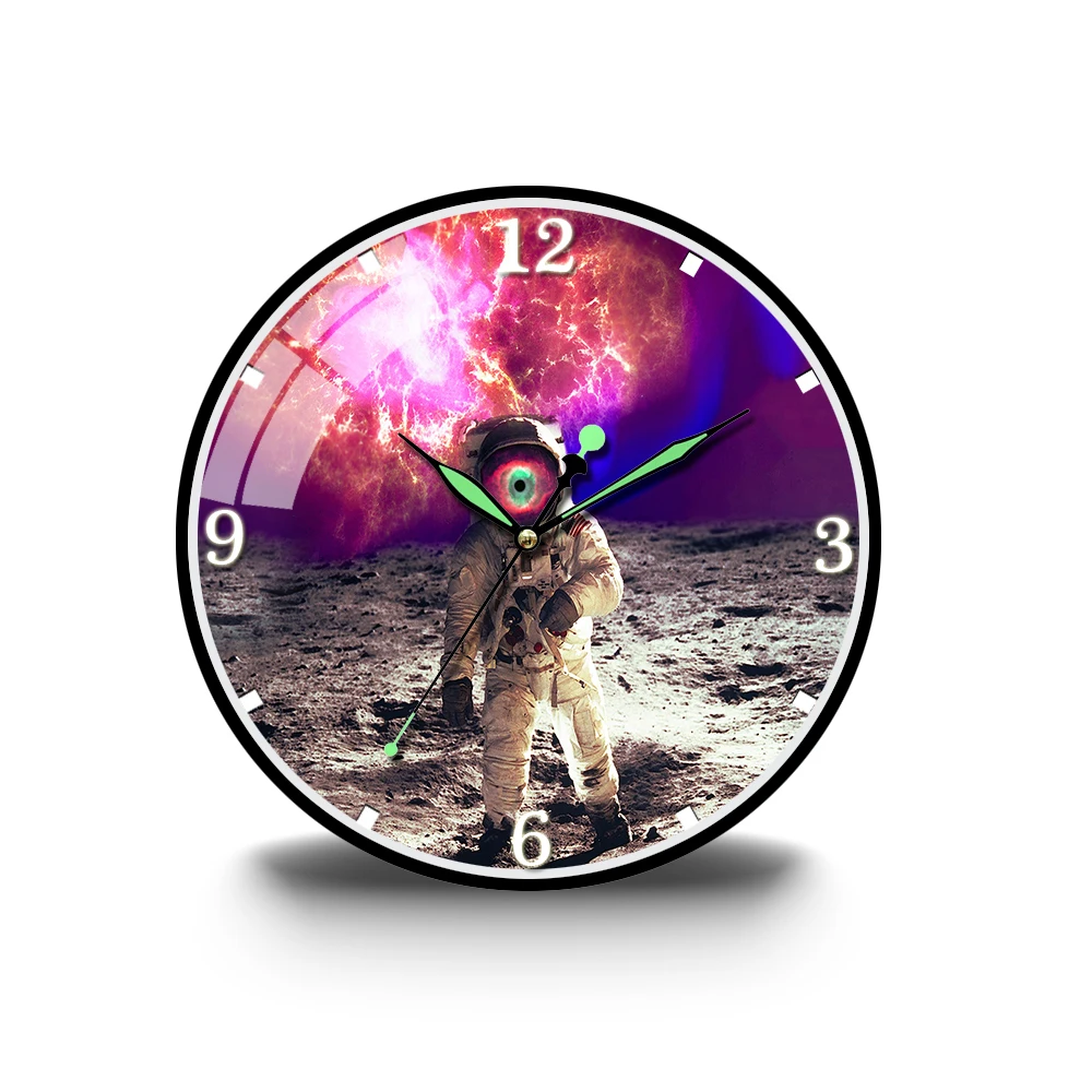12 inch children's bedroom silent sweep second wall clock astronaut exploration space room decoration quartz clock
12 inch children's bedroom silent sweep second wall clock astronaut exploration space room decoration quartz clock